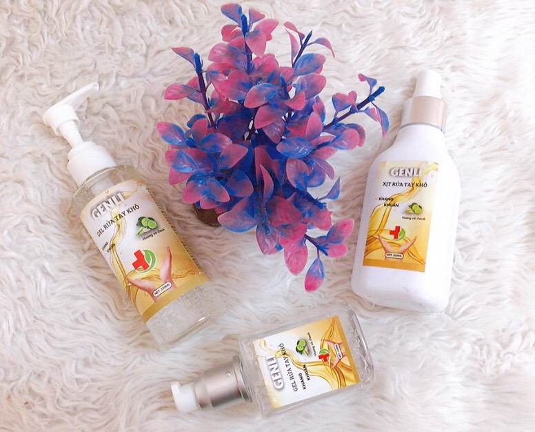 nước rửa tay khô