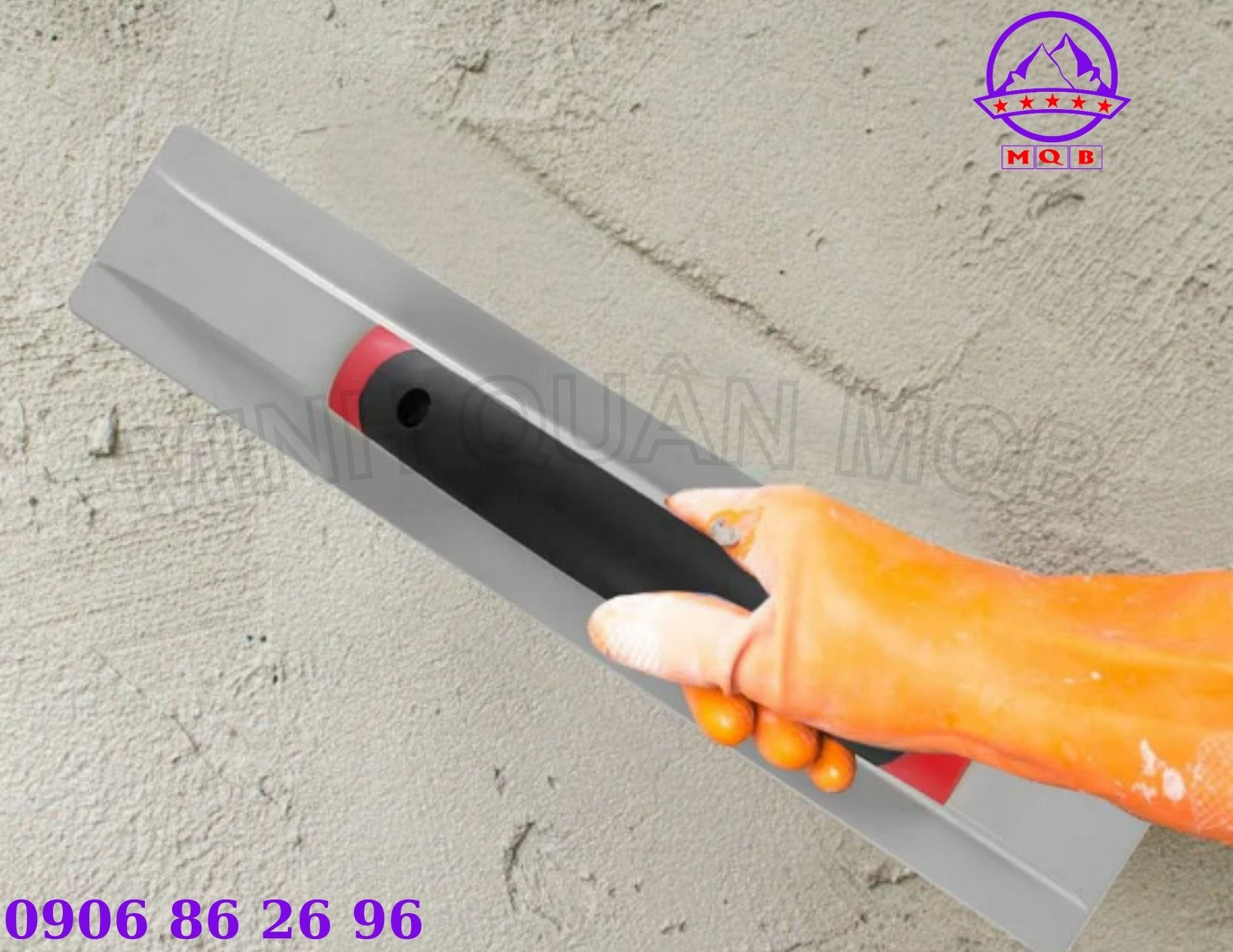 dụng cụ trát tường cầm tay