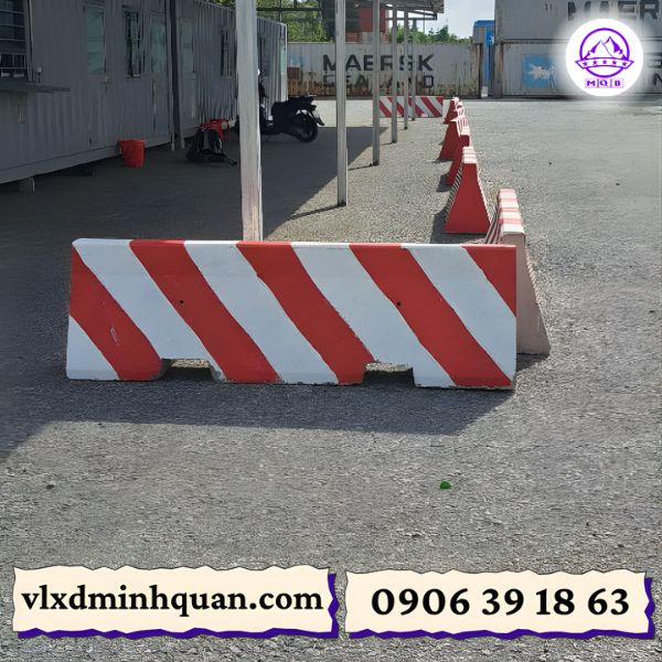 dai-phan-cach-be-tong-400x600x2000mm-tai