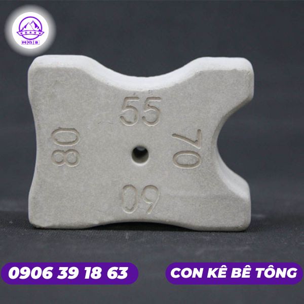 So Sánh Spacer Bê Tông Mác Cao Với Spacer Nhựa: Lựa Chọn Nào Tối Ưu?